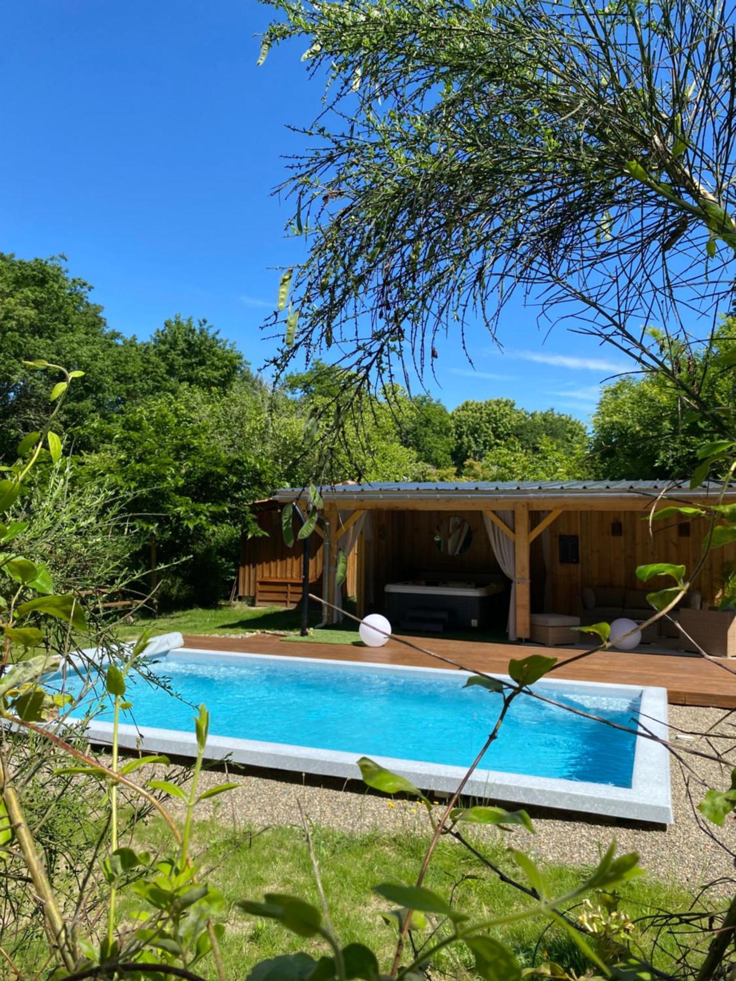 Gites & Spa De Charme " Ploum" Pouydesseaux Exterior photo